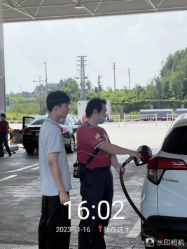 1702533713134229.jpg 1702533892550.jpg