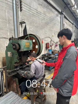 1712901376265936.jpg 1712901463845.jpg