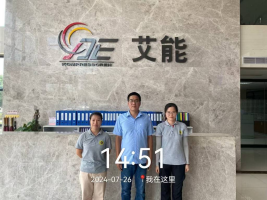 1728546198663808.jpg 1728546348965.jpg