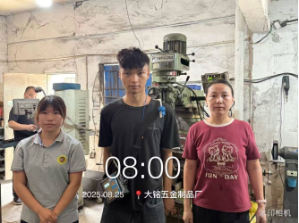 1758179442385607.jpg 1758179444654.jpg